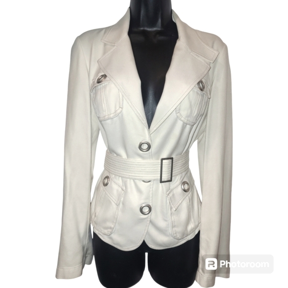 Belted Blazer Jacket 100% Silk by Bebe Cream Size 6 NWOT - Picture 1 of 14